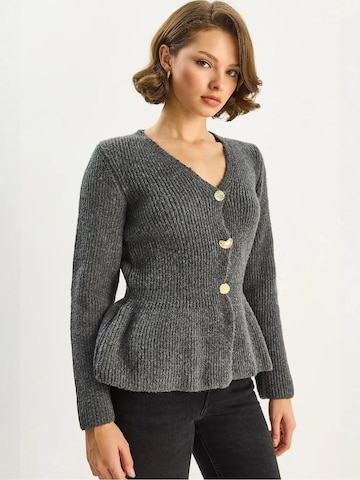 Bianco Lucci Strickjacke in Grau: Vorderseite