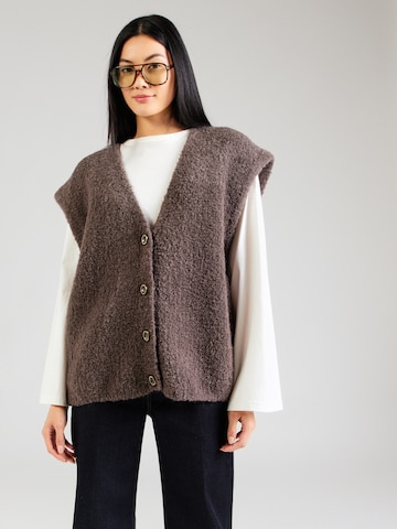 AMERICAN VINTAGE - Cárdigan 'ZOLLY' en marrón: frente
