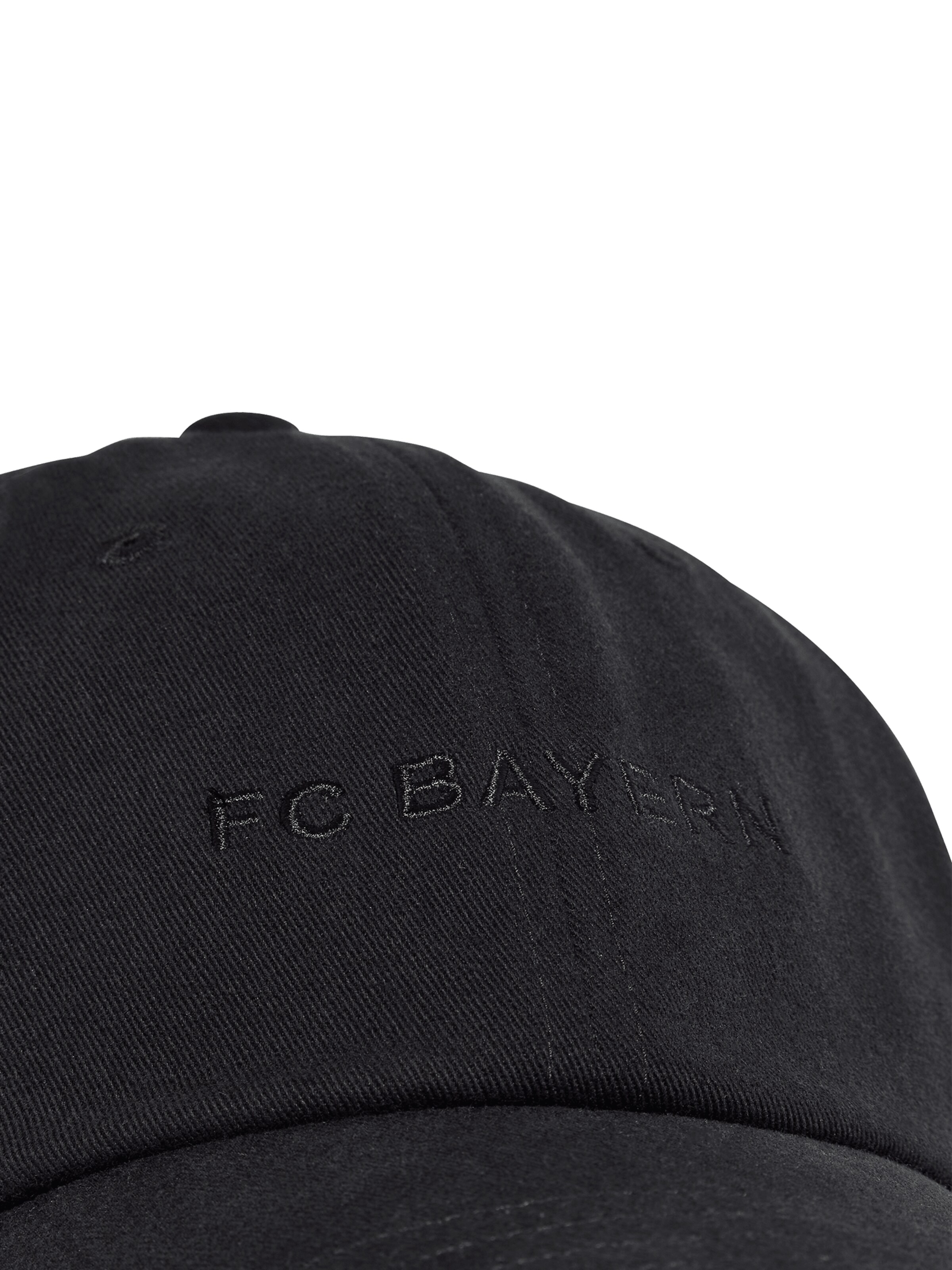 ADIDAS ORIGINALS Cap in Black