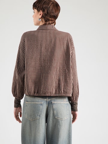 Bluză 'Le44ssi' de la Hailys pe roz