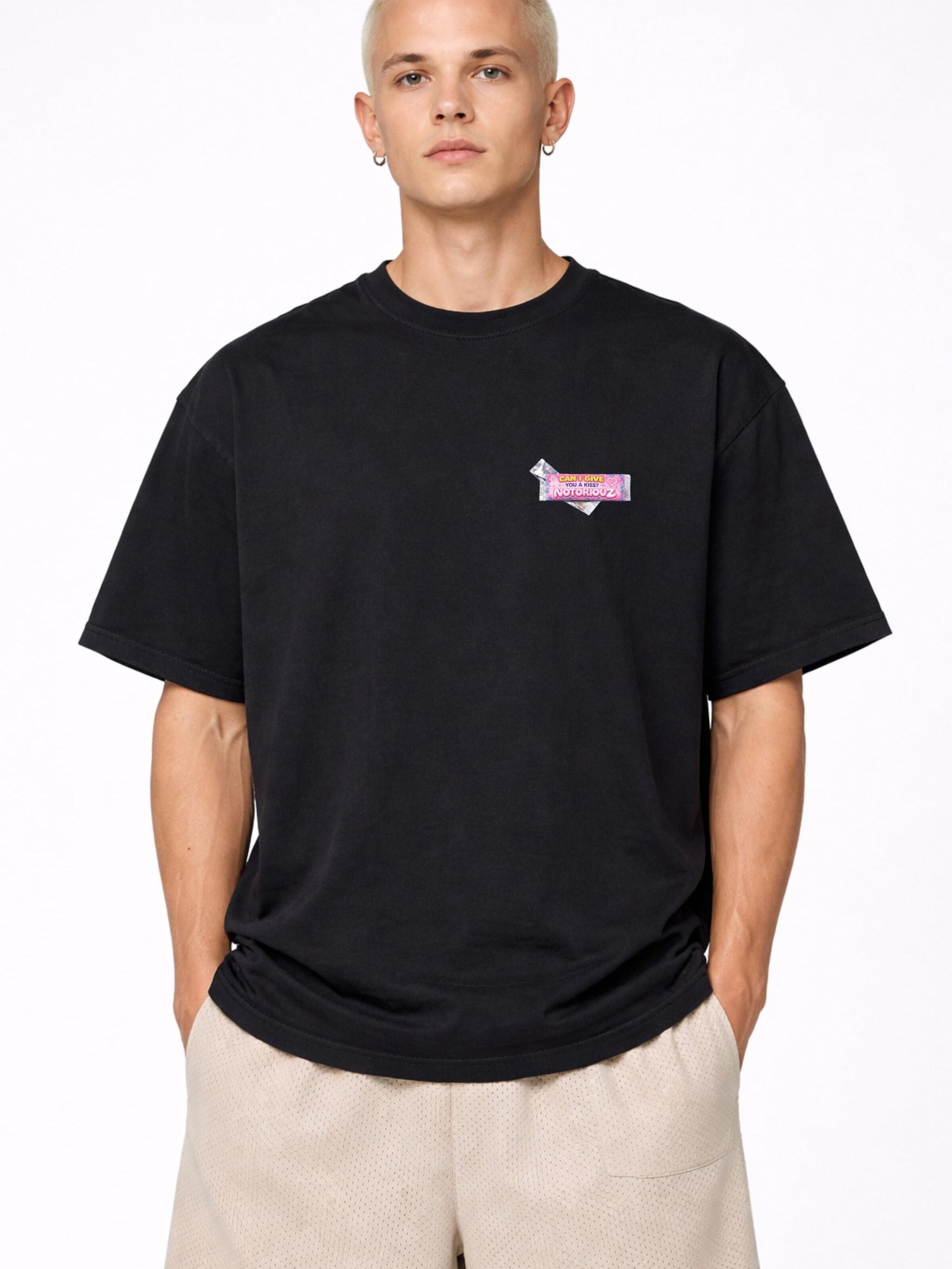 Notoriouz Shirt in Black: front