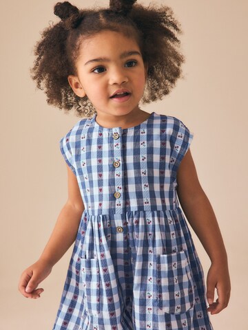 Next Overall in Blau