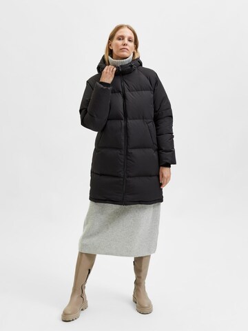 SELECTED FEMME Winter Coat 'Mina' in Black