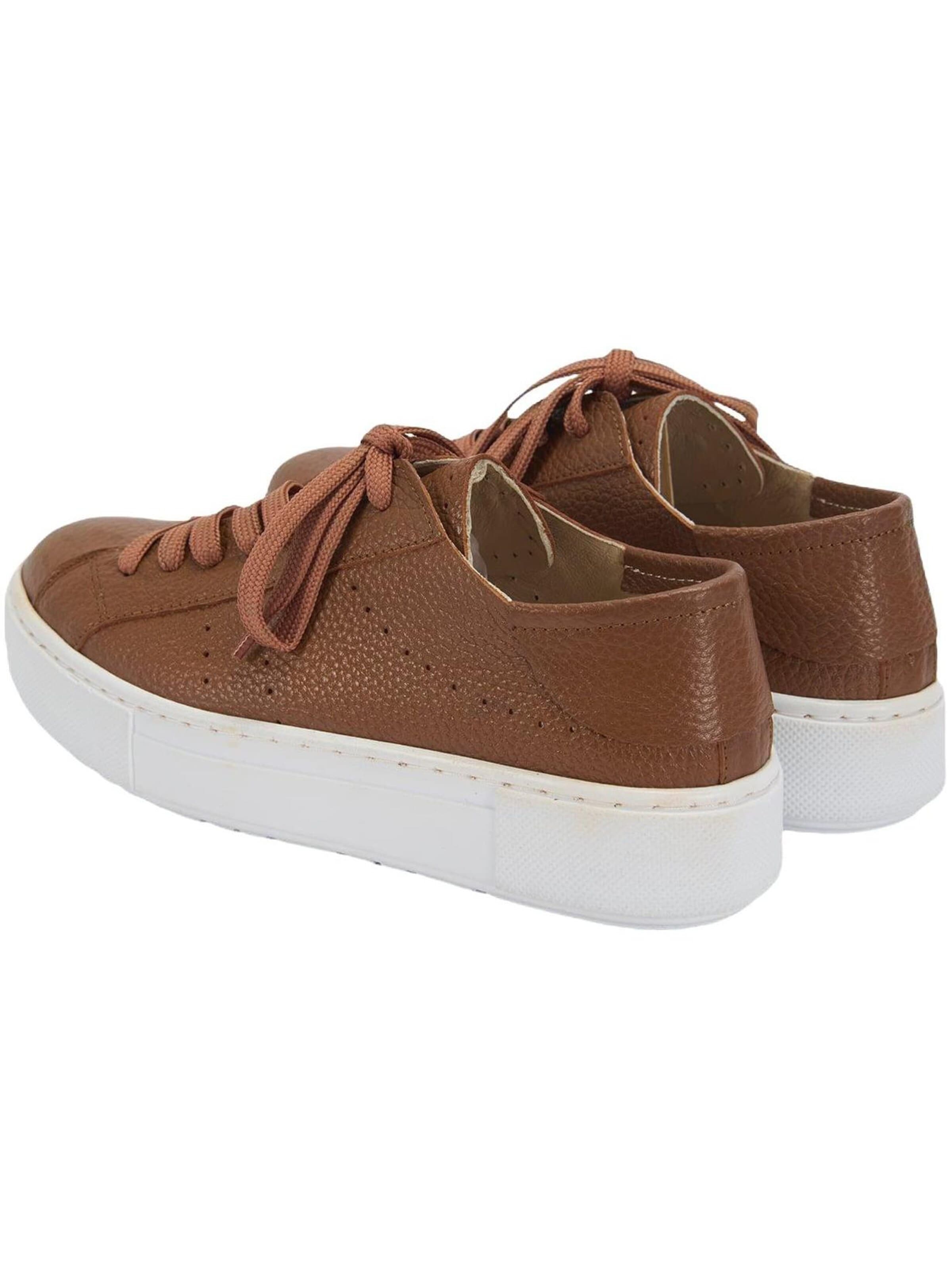 Desa Classic Flats 'Trainer' in Brown