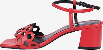 Desa - Sandalias de dedo en rojo: frente