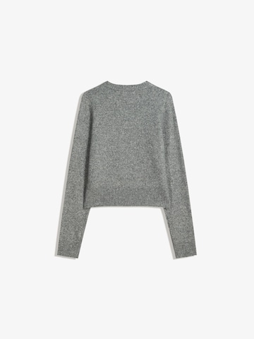 Bershka Sweter w kolorze szary
