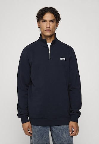 Felpa di Unfair Athletics in blu: frontale