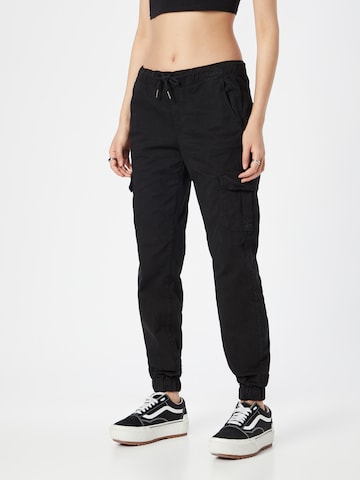 Urban Classics Tapered Cargo Pants in Black: front