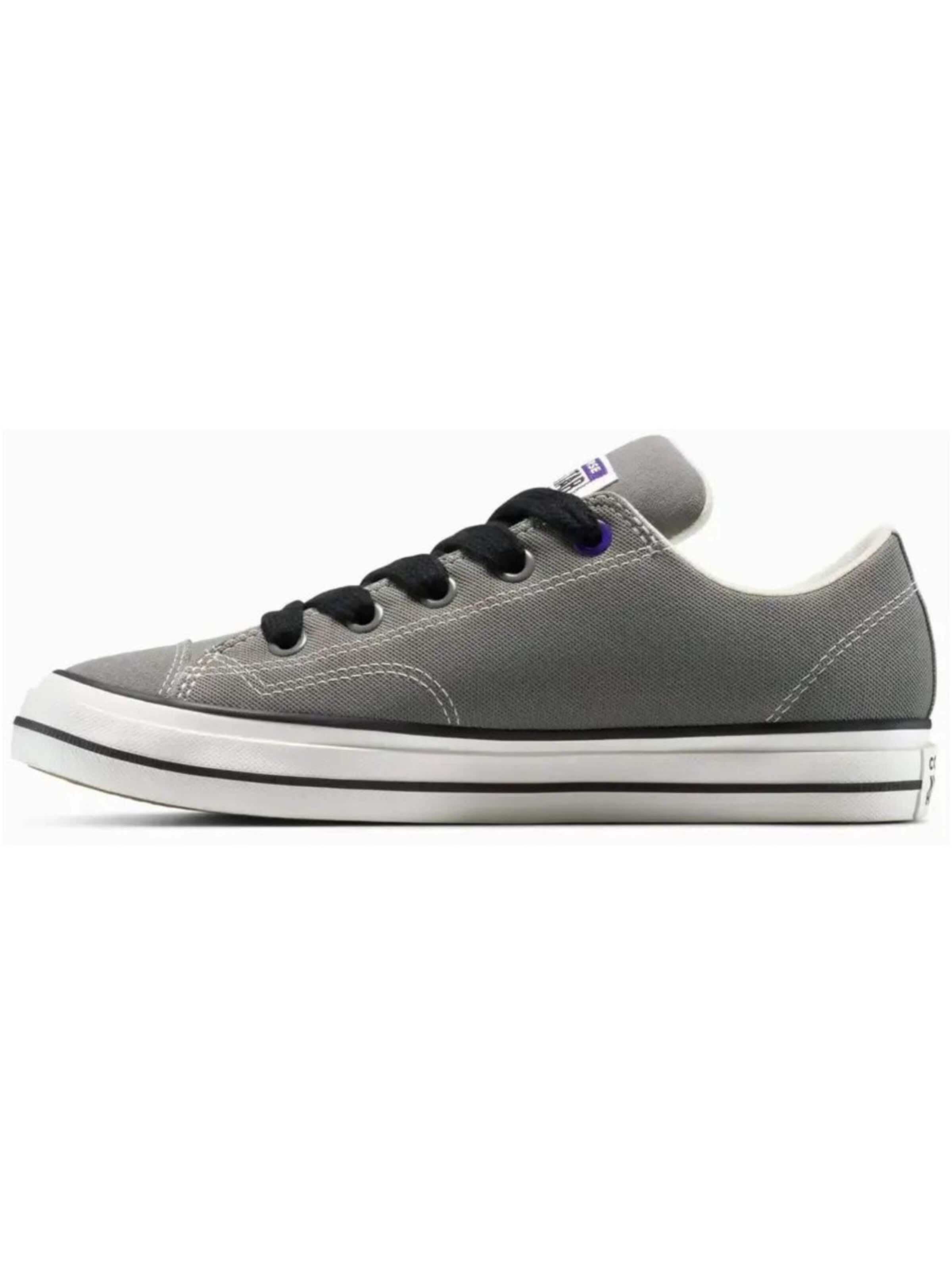 CONVERSE Sneakers in Grey: front