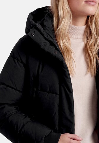 Manteau d’hiver Amber & June en noir