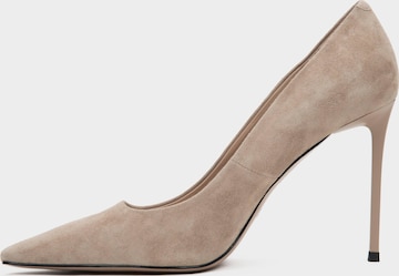 Décolleté '2412-1' di Estro in beige: frontale