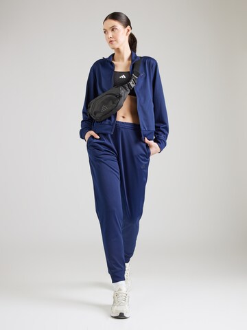 ADIDAS SPORTSWEAR Tepláková souprava 'ESSENTIALS FEELCOZY' – modrá
