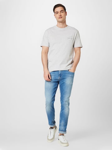 Tommy Jeans T-Shirt in Grau