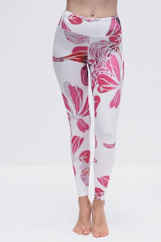 Kismet Yogastyle Skinny Workout Pants 'Ganga' in White: front