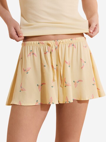 Pantaloncini da pigiama di ETAM in giallo