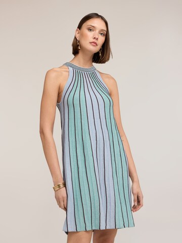 MOTIVI - Vestido en verde