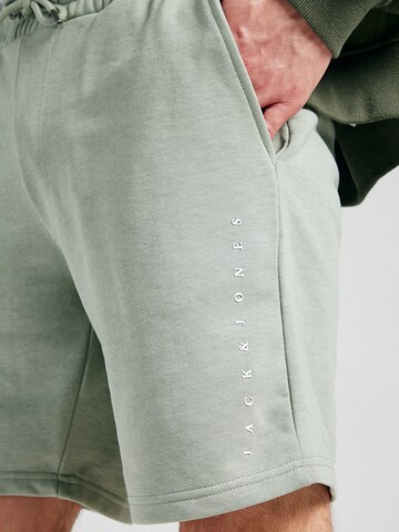 Regular Pantalon 'JPSTGORDON STAR' JACK & JONES en vert