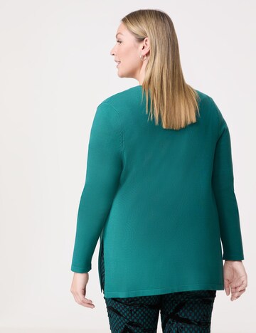 Cardigan SAMOON en vert