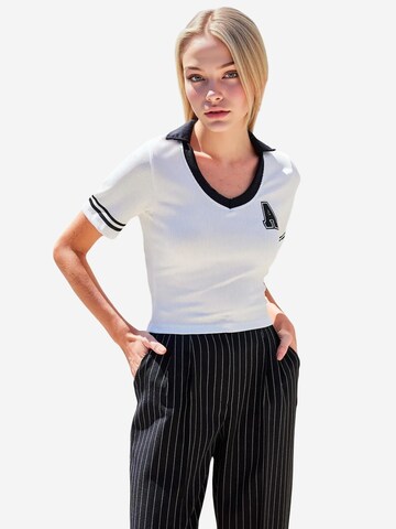 Maglietta di Bigdart in bianco: frontale