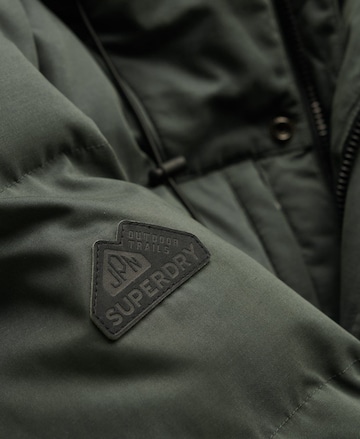 Superdry Vinterjacka i grön