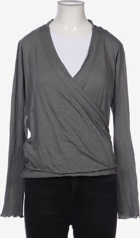 Mandala Sweater & Cardigan in S in Grey: front