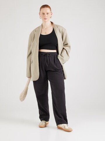 Loosefit Pantaloni 'CARTHYRA' di ONLY Carmakoma in grigio