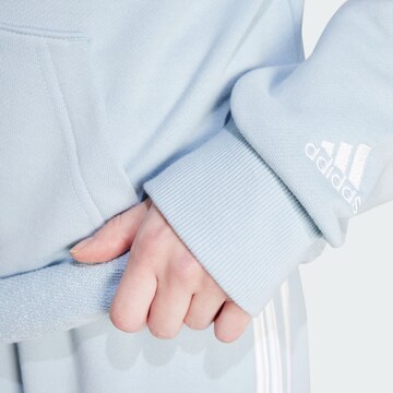 ADIDAS SPORTSWEAR Sportsweatshirt 'Essentials Linear' in Blau