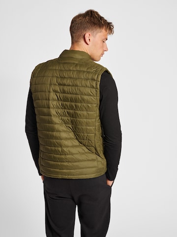 Hummel Vest in Green