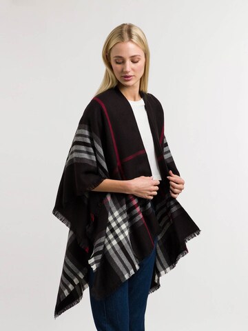 FRAAS Cape in Black: front