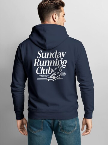 Neverless Sweatshirt 'Sunday Running Club' in Blau