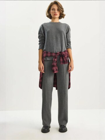 Bianco Lucci Pantsuit in Grey