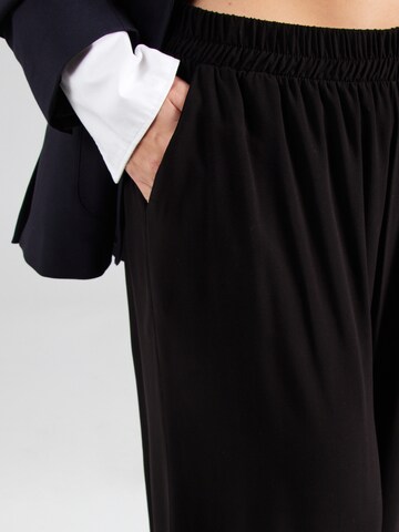Trendyol Curve Loose fit Pants in Black