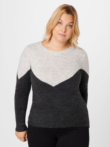 Pull-over 'Plaza' Vero Moda Curve en gris : devant