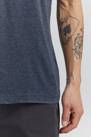 T-Shirt 11 Project en bleu