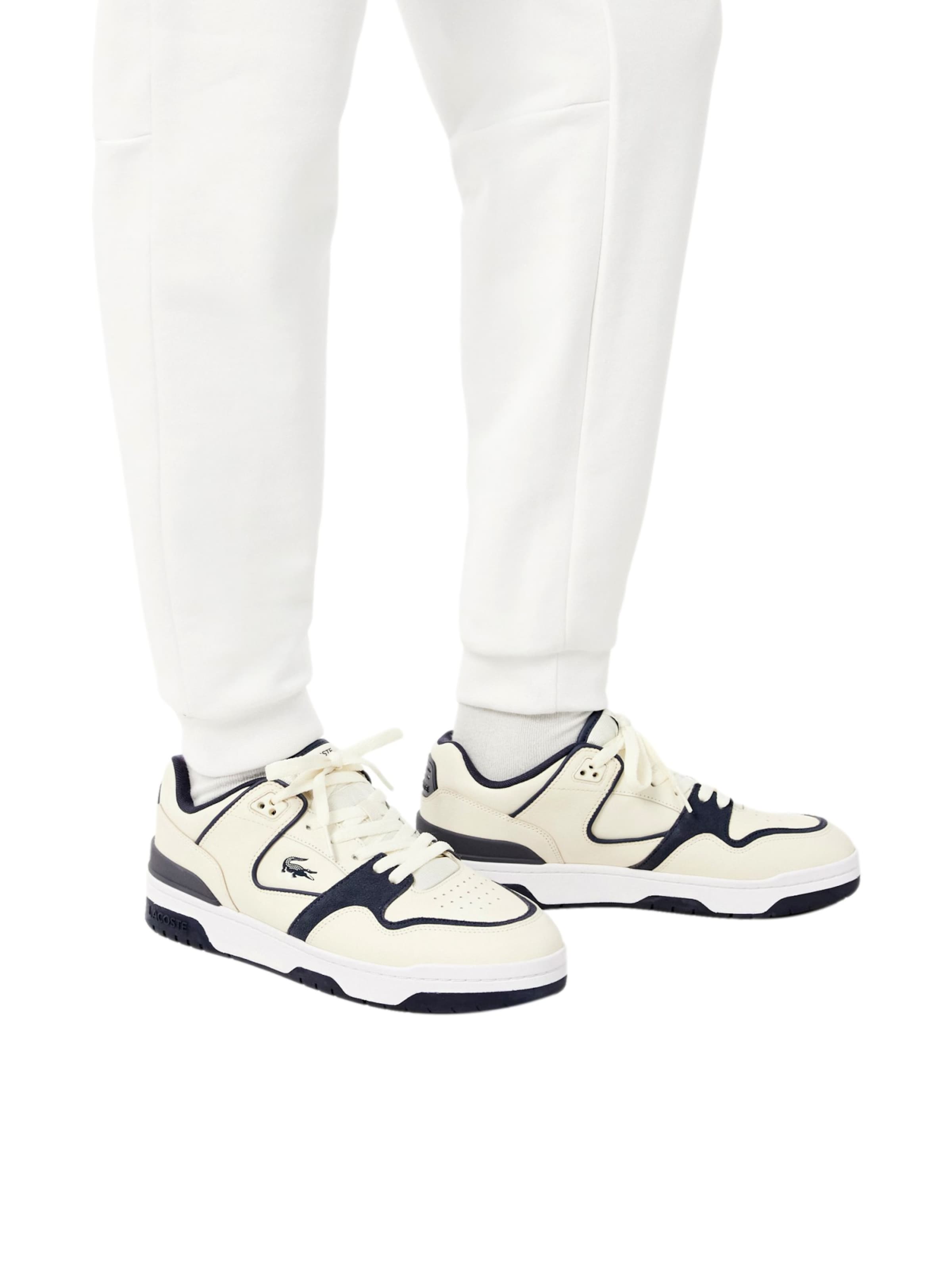 LACOSTE Sneakers laag 'Courtcage Set' in Beige: voorkant