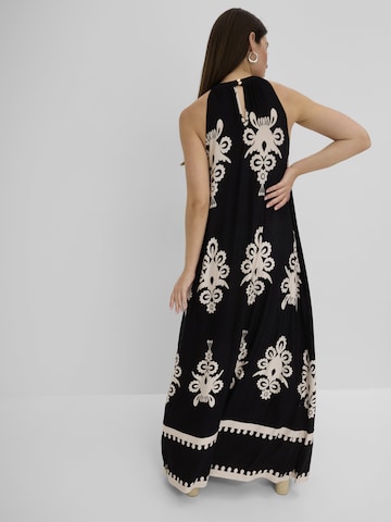 bonprix Zomerjurk in Zwart