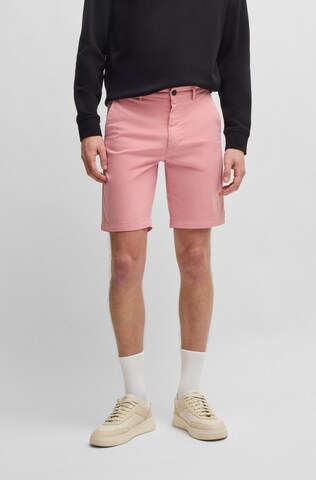 BOSS Slimfit Shorts in Pink: Vorderseite