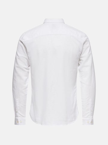 Only & Sons - Ajuste estrecho Camisa 'ONLY & SONS ONSCAIDEN LIFE LS SOLID LINEN BLEND NOOS CAMICIA' en blanco