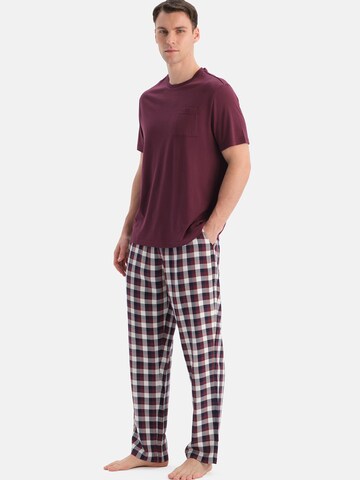 Dagi - Pijama largo en rojo