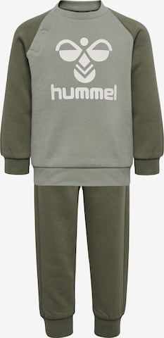 Hummel Trainingspak 'Humming' in Groen: voorkant