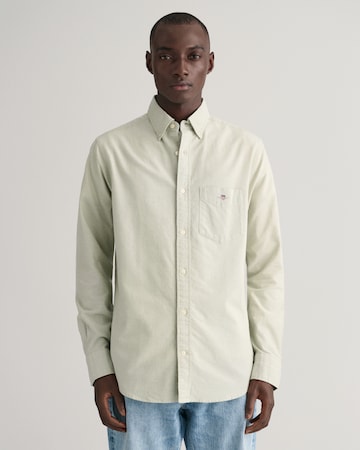 GANT Button Up Shirt in Green: front