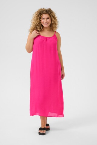 KAFFE CURVE Jurk 'Baya' in Roze: voorkant