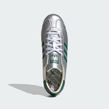 ADIDAS ORIGINALS Sneaker 'Country' in Silber
