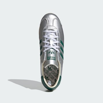 ADIDAS ORIGINALS Platform trainers 'Country' in Silver
