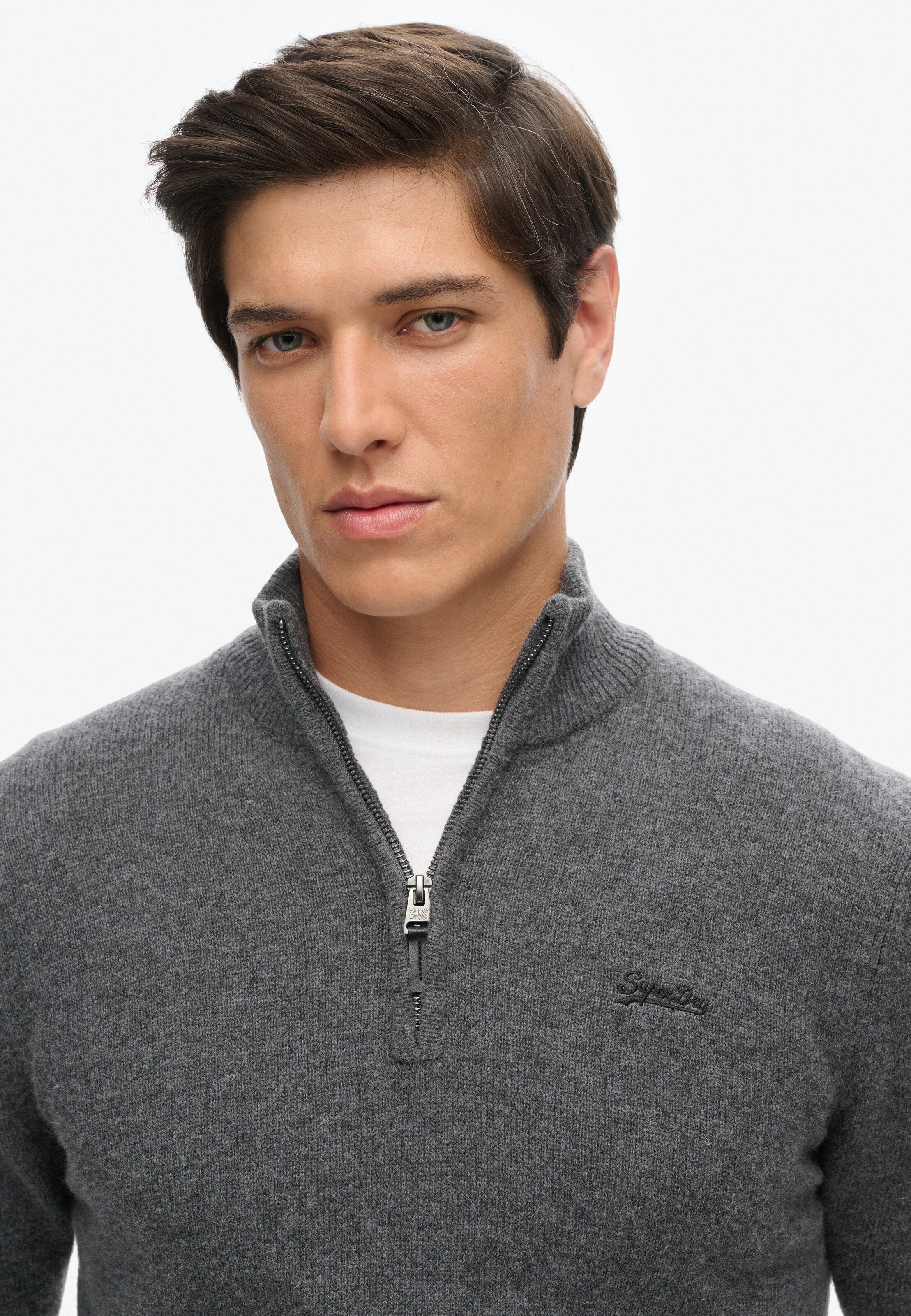 Superdry Sweater 'Essential' in Grey: front
