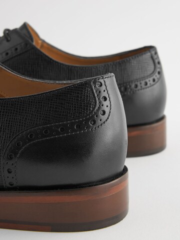 Chaussure à lacets Next en noir