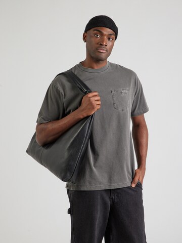 T-Shirt VANS en noir : devant