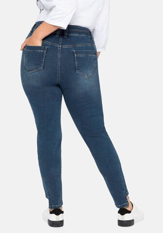 SHEEGO Skinny Jeans in Blau