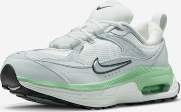 balts Nike Sportswear Zemie brīvā laika apavi 'AIR MAX BLISS': no priekšpuses