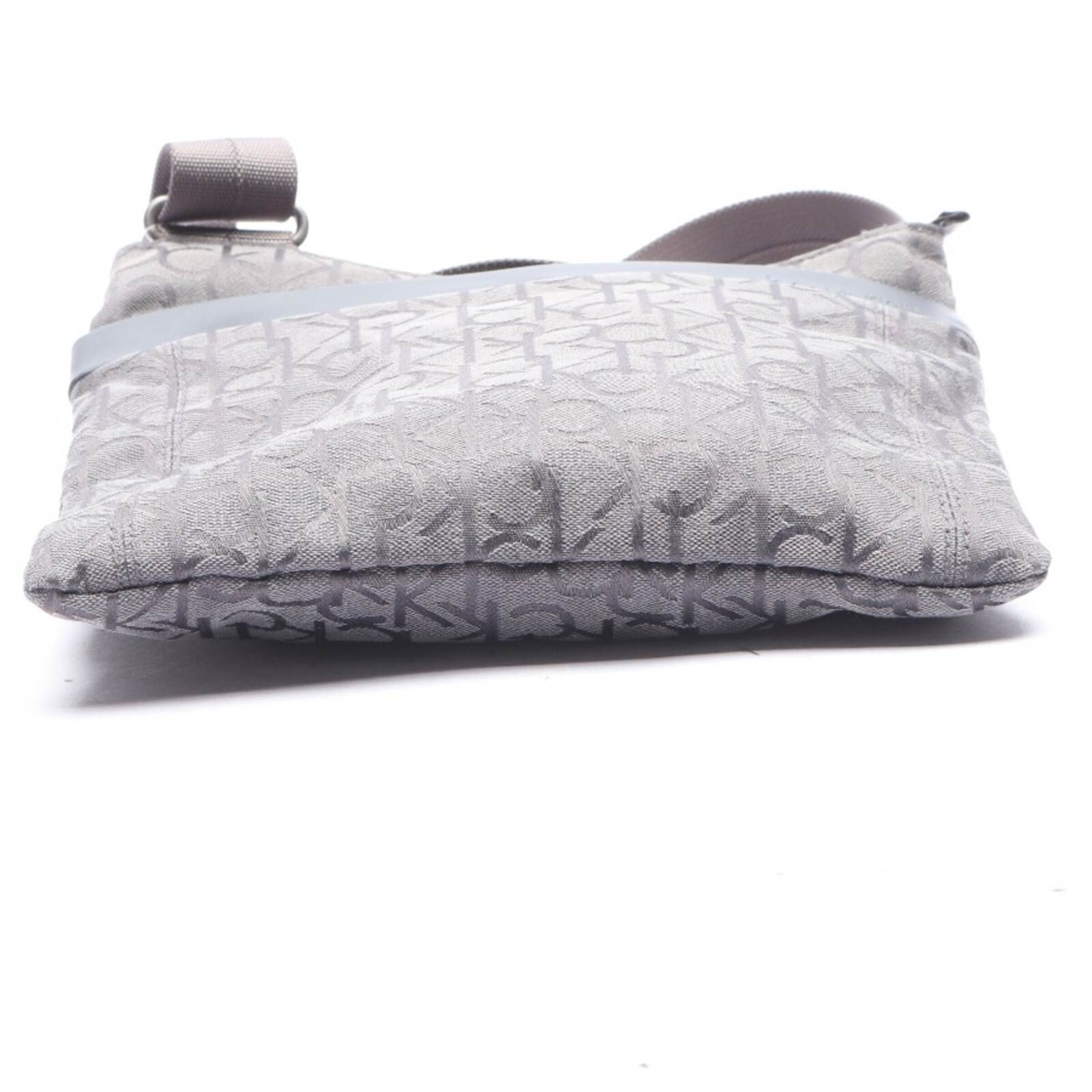 Calvin Klein Bag in One size in Grey